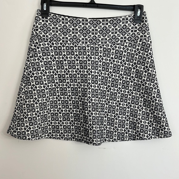 Tory Burch blue and ivory skirt style 51151324 A-line size 4 18” length - Picture 3 of 14